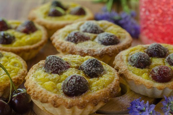Sand Tartlets with Cherries and Custard