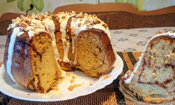 Cinnabon Cake with Cinnamon and Cream Cheese Frosting