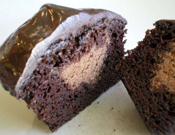Coffee Cupcakes with Cream