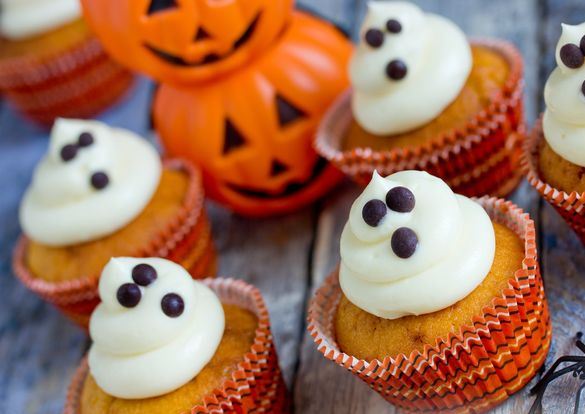 “Ghost” Pumpkin Orange Cupcakes