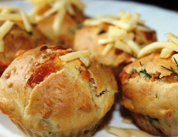 Onion and Cheese Muffins in a Slow Cooker