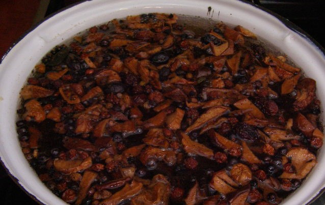 Stewed Fruit with Spices step 1