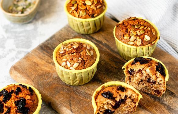 Oatmeal Muffins with Seeds and Cranberries