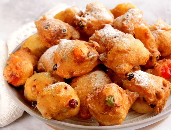 Dutch Donuts (Oliebollen)