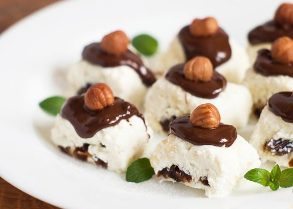 Curd Dessert with Nuts and Dates