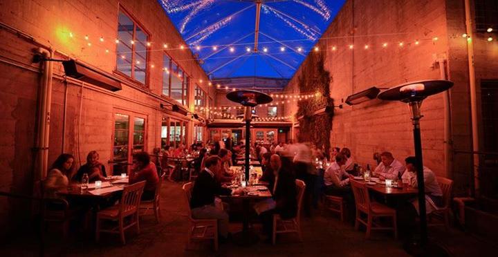 Foreign Cinema: oysters instead of popcorn  