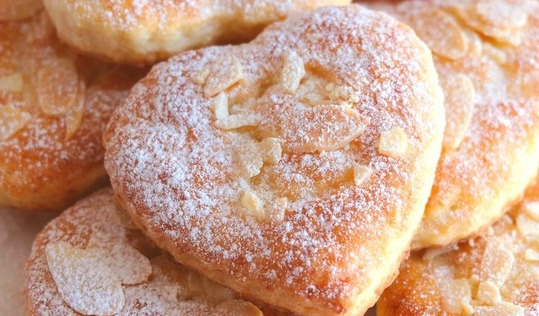 Almond and Curd Cookies