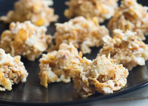 White Chocolate Candies with Cornflakes and Almonds
