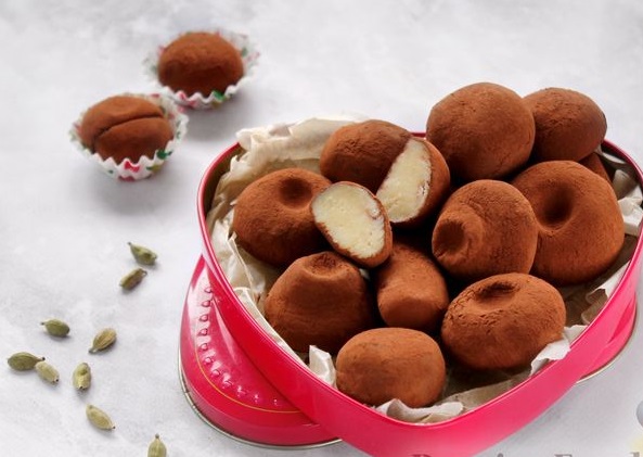 Homemade Milk Powder Sweets