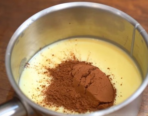 Sweets from Condensed Milk and Cocoa step 1