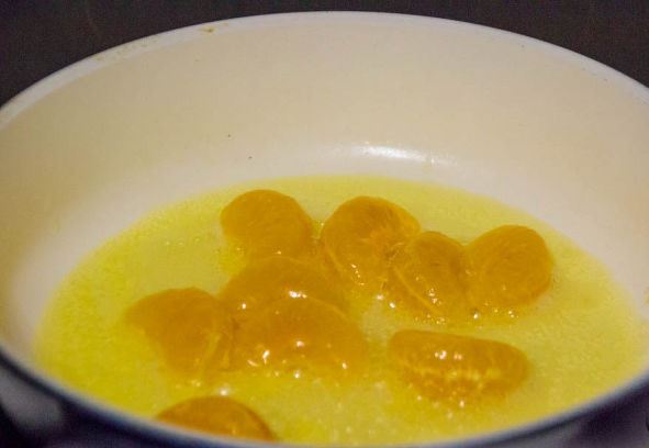 Christmas Cupcake with Tangerines step 3