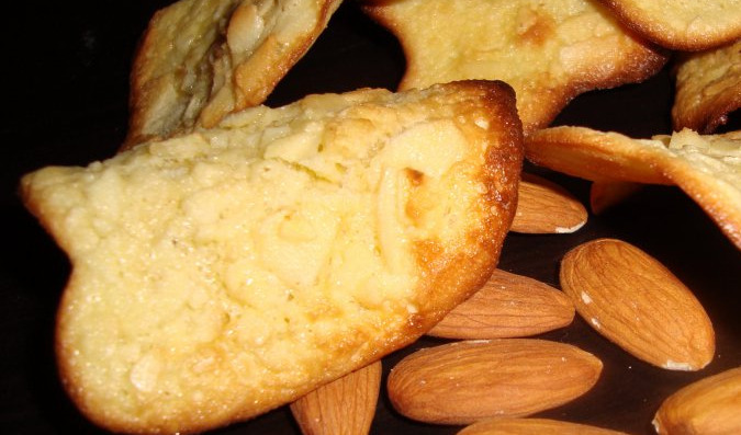 Cookies “Almond Leaves”