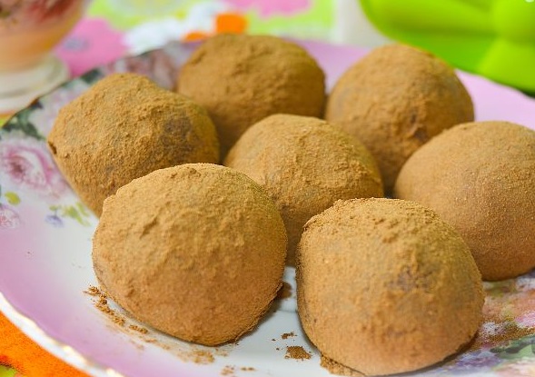 Dessert with Rusks