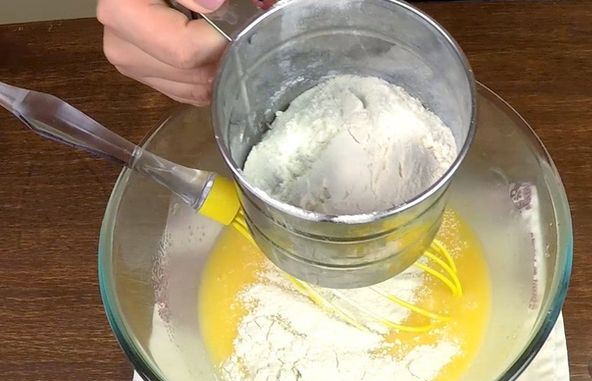 Cupcake “Marble” step 4