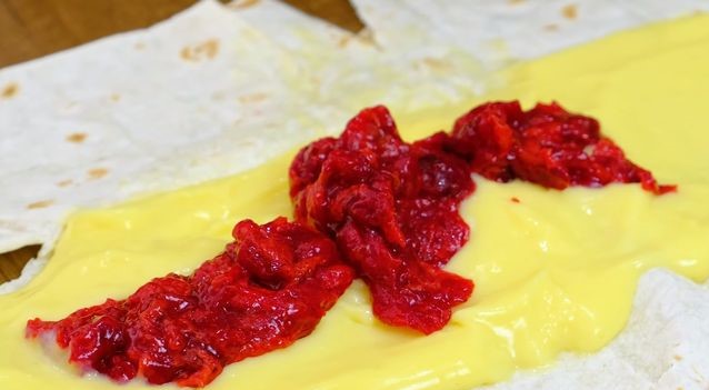 Lazy Pita Pie with Cherries and Custard step 4