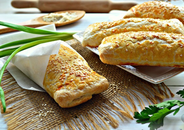 Samsa with Potatoes and Green Onions