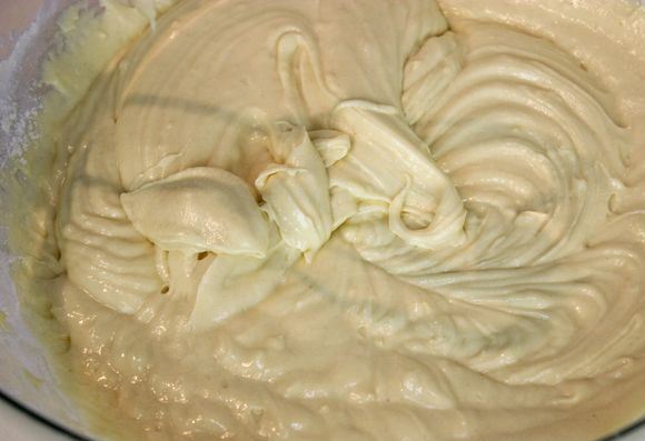 Lemon Glaze Cupcake step 5