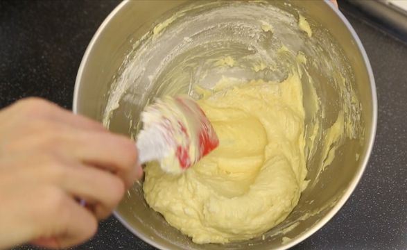 Orange Icing Cupcake step 6