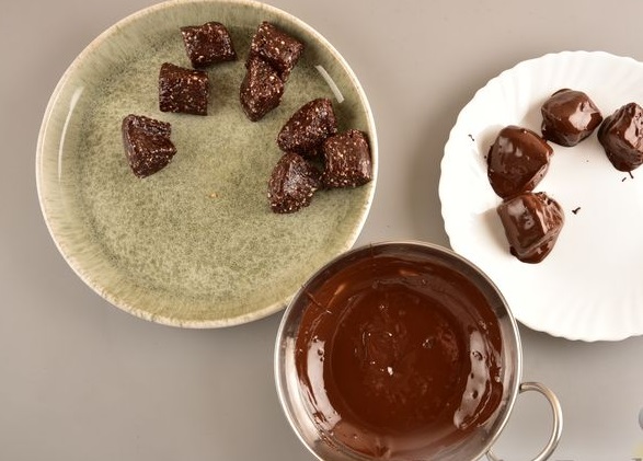 Chocolates with Nuts and Coffee step 12
