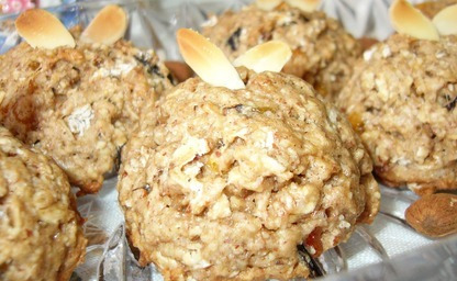 Oat and Almond Cookies with Coconut Milk