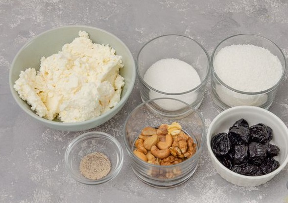 Curd Sweets with Prunes, Nuts, and Coconut step 1