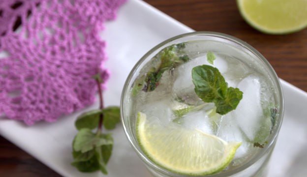 Mojito Cocktail With Mint Syrup step 8