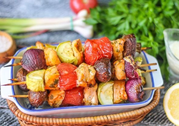 Chicken Kebabs with Mushrooms and Vegetables