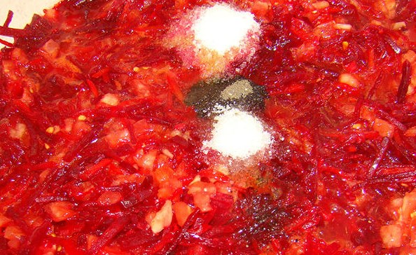 Delicious Red Borscht step 8