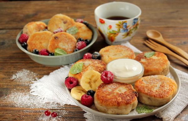 Banana Cheesecakes with Raisins (no Eggs)