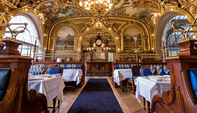 Le Train Bleu