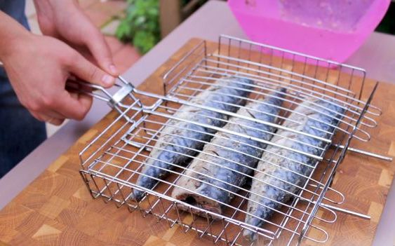 Mackerel in the Garlic-Lemon Marinade, Grilled step 10