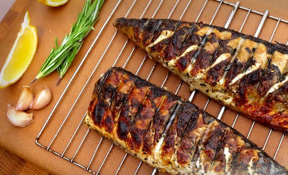 Mackerel in the Garlic-Lemon Marinade, Grilled