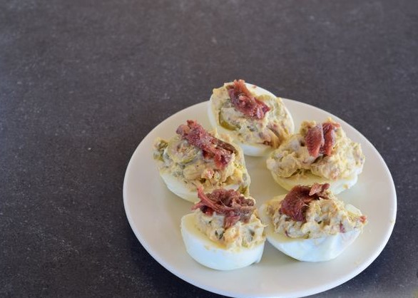 Pinchos with Stuffed Eggs, Crab Sticks, and Anchovies step 3
