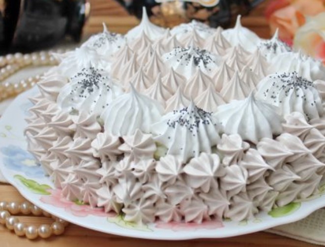 “Creme Brulee” Cake