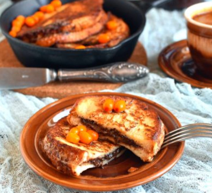 French Toast with Chocolate Spread