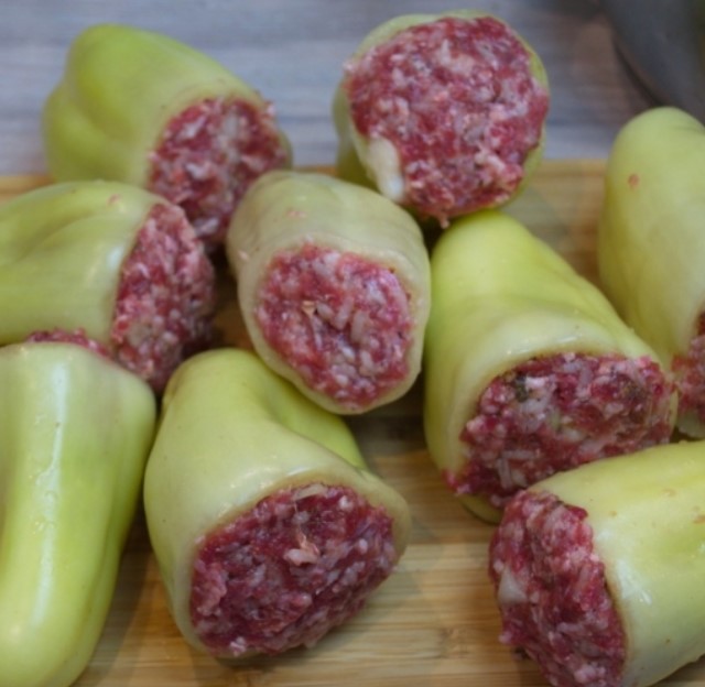Pepper with Minced Meat and Rice step 4