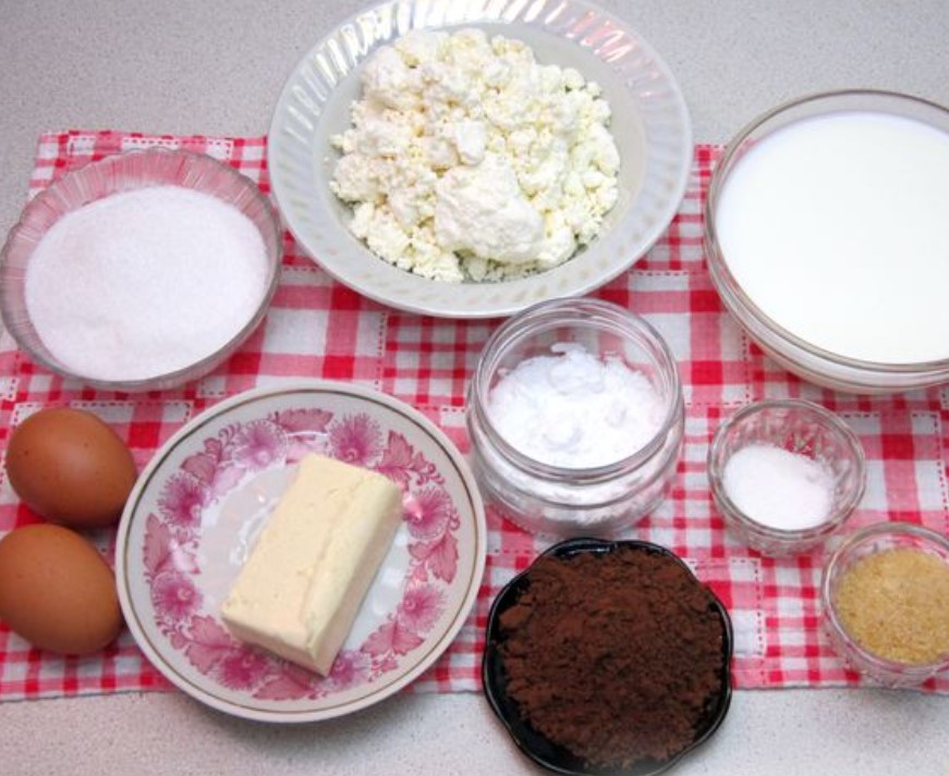 Cottage Cheese and Chocolate Roll Without Baking step 1
