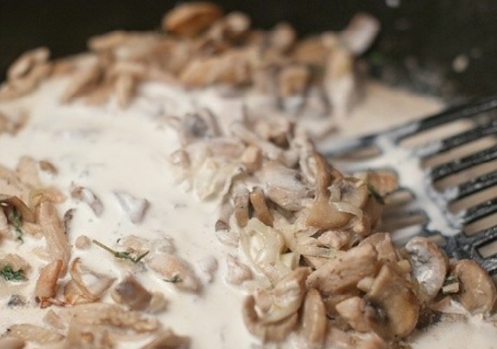 Chicken and Cream Carbonara step 10