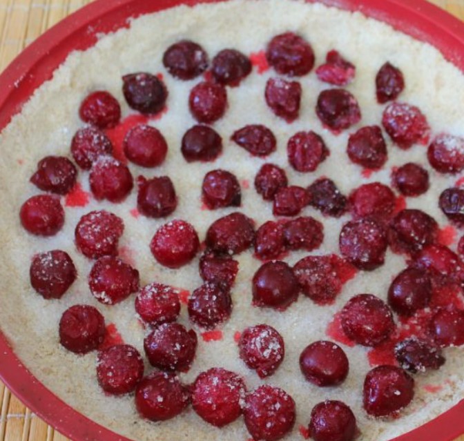 Pie “Crumb” with Cherries step 7