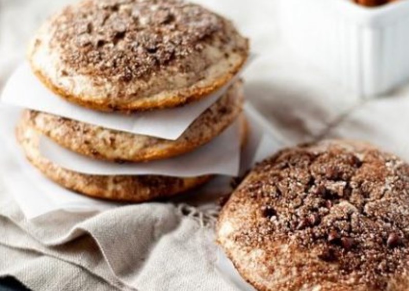 Chocolate-Sprinkled Muffins
