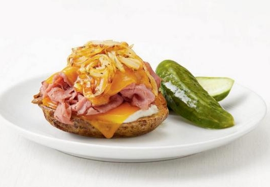 Crushed Baked Potato with Roast Beef