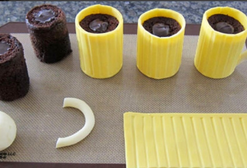 Beer Mug Cake step 3