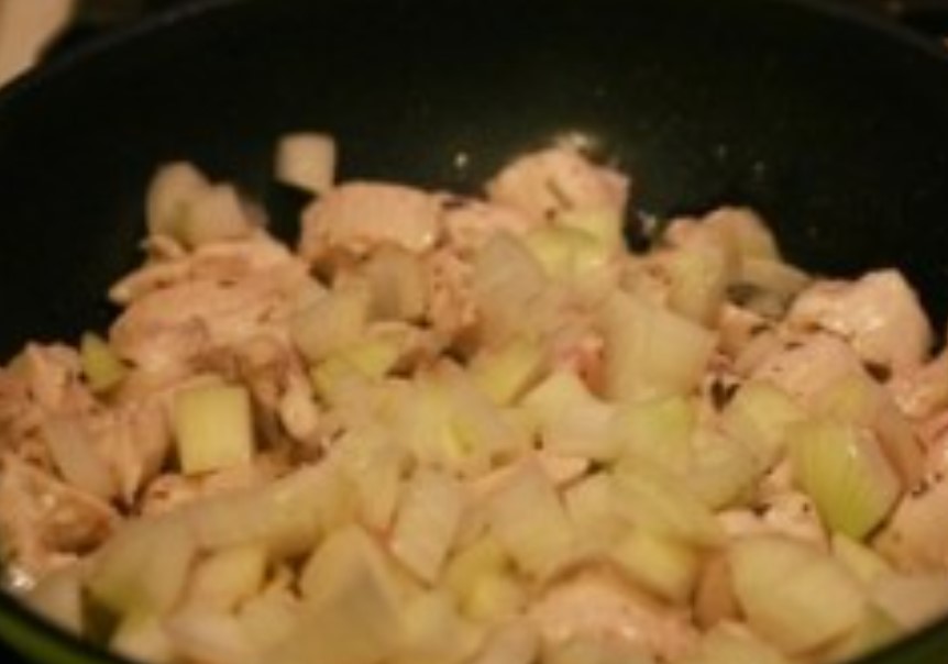 Chicken Fillet Stewed in Sour Cream step 4
