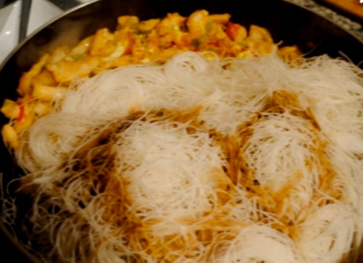 Pad Thai step 8