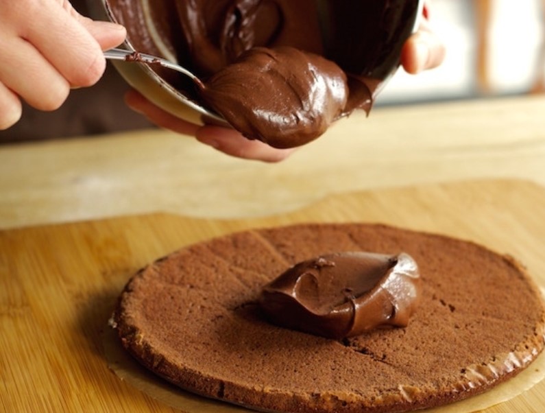 Glazed Chocolate Cake step 10