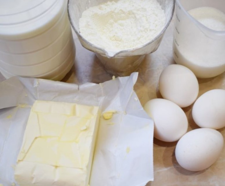 Banana Cake with Sour Cream step 1