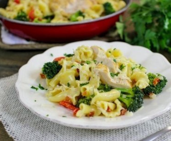 Pasta with Chicken and Vegetables