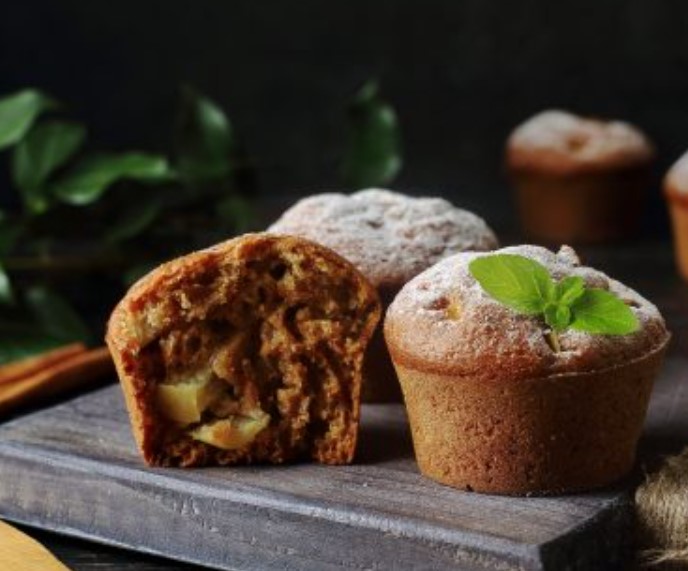 Muffins on Kefir with Apples