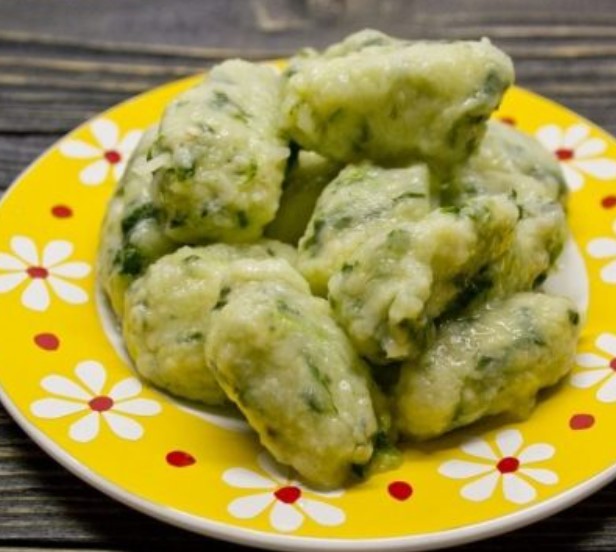 Potato Gnocchi with Spinach and Dill