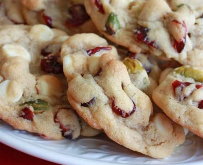 Cookies with Pistachios, Chocolate and Cranberries